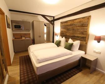 Aparthotel Deutscher Kaiser Ferienwohnungen - Oberwiesenthal - Schlafzimmer