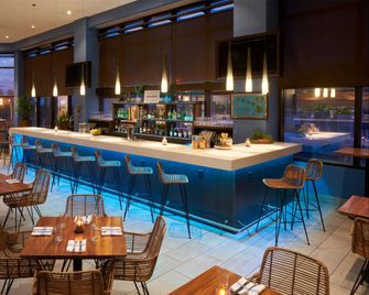 Hilton Cocoa Beach Oceanfront - Cocoa Beach - Bar