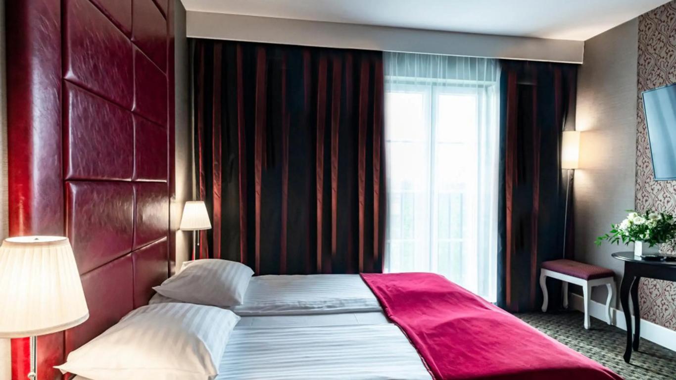 Hotel Lamberton