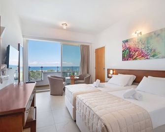 فندق أفليدا - بافوس - غرفة نوم