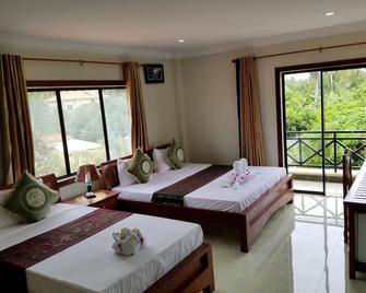 Blue Diamond Hostel - Ciudad de Battambang - Habitación