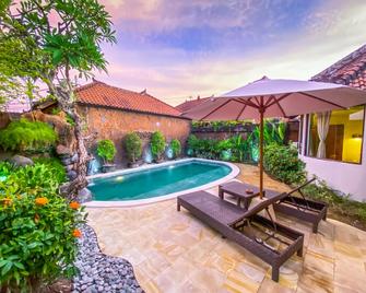 Bali Dyana Villas - Kuta - Piscine