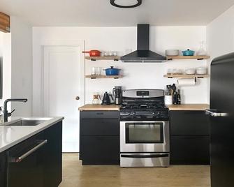 Newly Remodeled Alpine-Modern Cabin - Pinedale - Keuken
