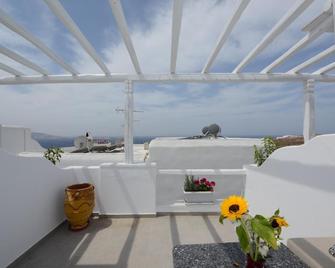 Fraskoula's Beach - Agios Stefanos - Balkon