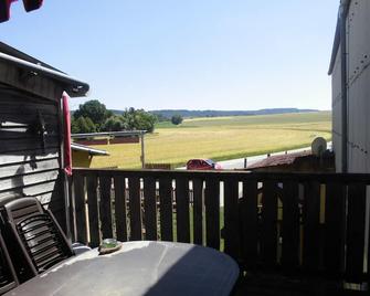 quaint quiet apartment in a great location - Eppingen - Balkon