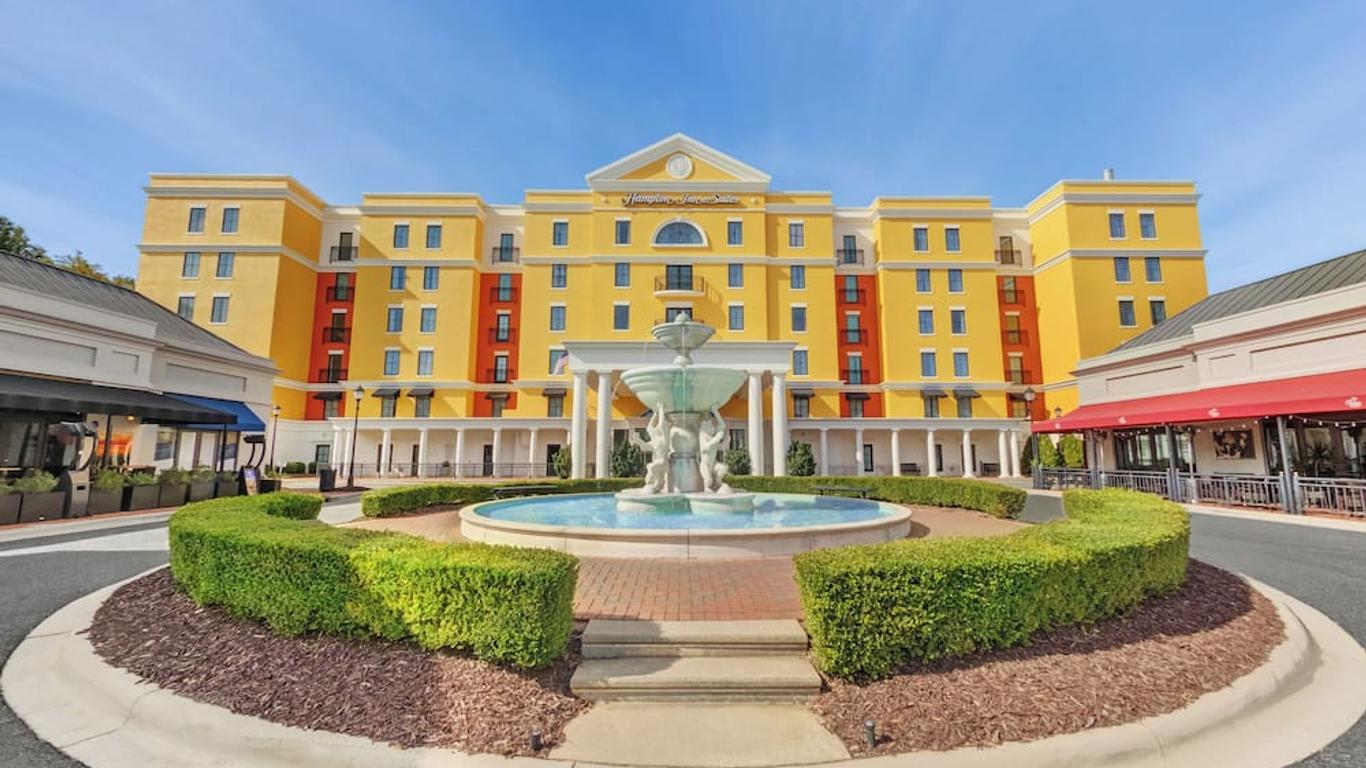 Hampton Inn & Suites Charlotte/SouthPark at Phillips Place