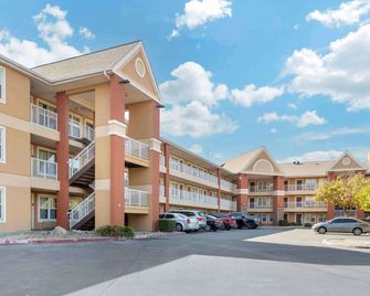 Studio 6 Suites Fresno North Ca - Fresno - Edificio