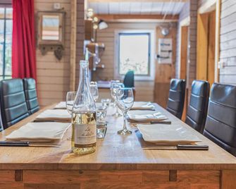 Ô Chalets de Provence - Suze-la-Rousse - Salle à manger