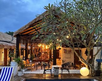 Atholhu Residence - Fehendhoo - Patio