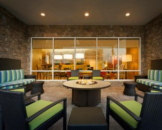 Home2 Suites by Hilton Midland - מידלנד - טרקלין
