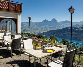 Hotel und Naturhaus Bellevue - Seelisberg - Balcony