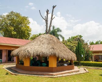 로열 크레인 리조트 - 아루아 - 건물