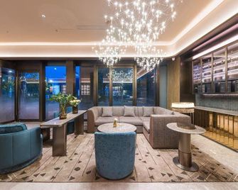 Shanghai Baoshan Baoyang Road Crystal Orange Hotel - Shanghai - Lounge