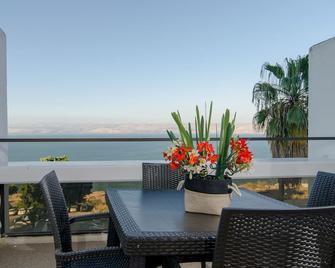 Club Hotel Tiberias - Suites Hotel - Tiberias - Balcony