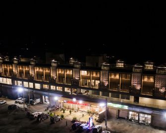 Hotel Greenland - Jūnāgadh - Building