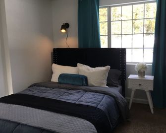 Cozy little house - Cromberg - Bedroom