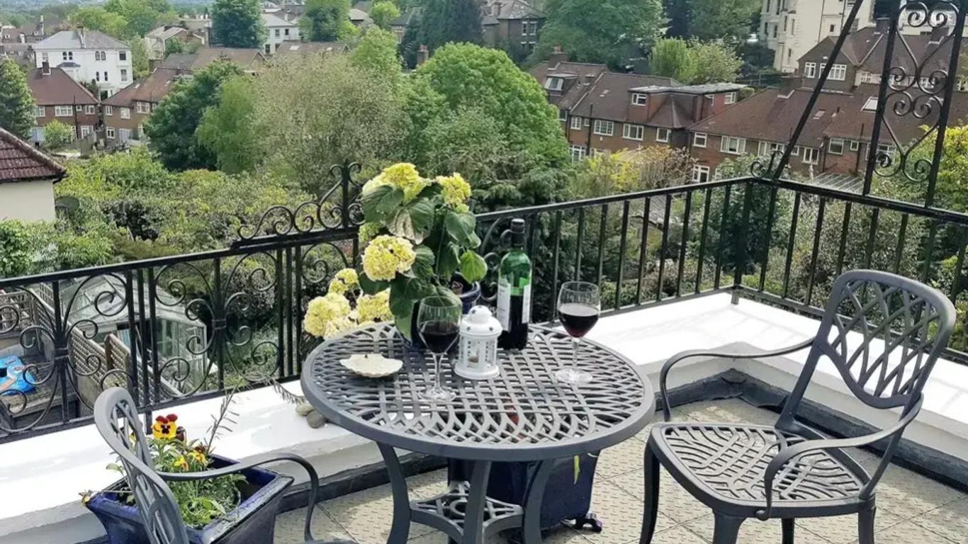 Crystal Palace B&B