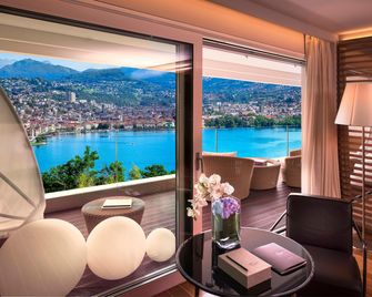 THE VIEW Lugano - Лугано - Вітальня