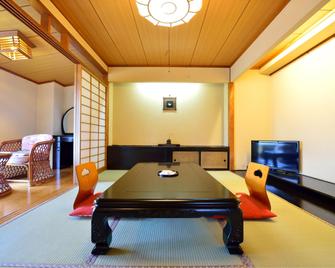 Nadaiya - Yahiko - Dining room