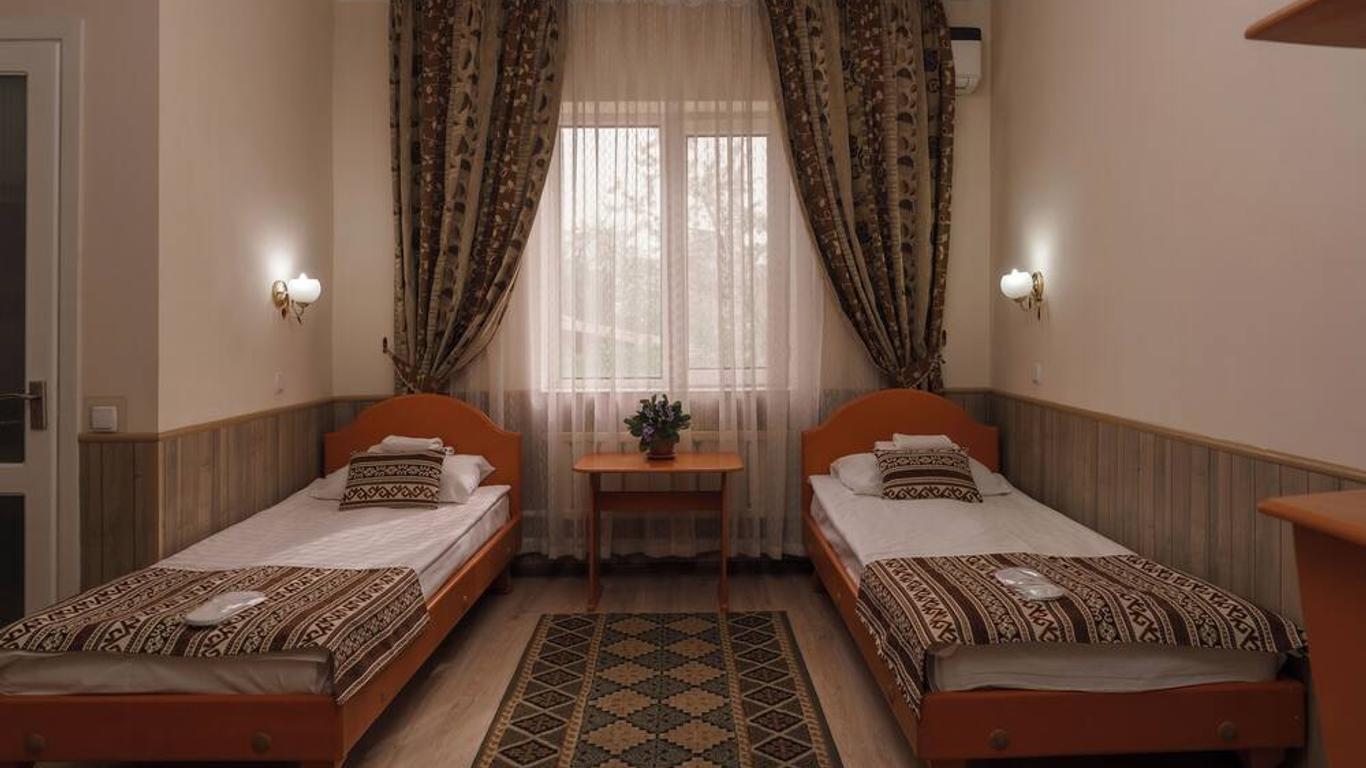 Alpinist Hotel