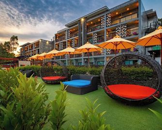 Maneetel Krabi Beachfront - Ao Nang