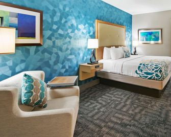 Best Western Plus Houston Atascocita Inn & Suites - Humble - Slaapkamer