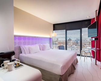 بارسيلو رافال - برشلونة - غرفة نوم