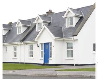 20 Holiday Cottage, East End Ballybunion - Ballybunion - Building
