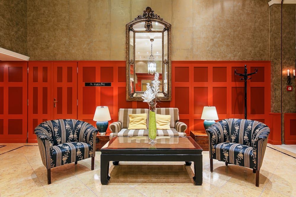 دفوراك سبا آند ويلنيس - كارلوفي فاري - ردهة