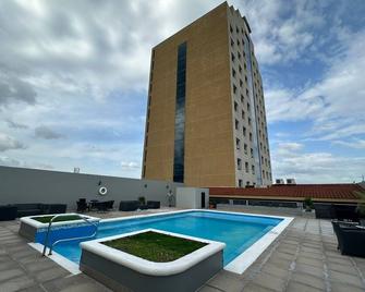 Intercity Tower Hotels - San Pedro Sula - Pool