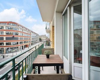 Lille hypercentre two bedrooms 70m2 - Lille - Balcony