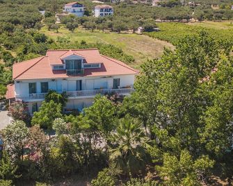 Villa Daizy Boutique Apartments - Laganas - Edificio