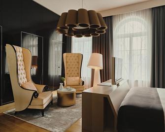 Hotel Blow Up Hall - Poznan
