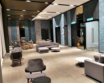 Tropicana 218 Spacious Luxury City 3bedr - George Town - Lounge