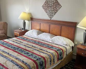 Bedford Inn - Elk City - Bedroom