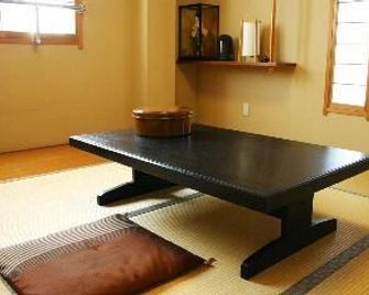 Tokaido Fujieda-shi Business Hotel Tomioka-ya - Fujieda - Slaapkamer