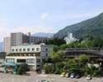 Hatukaishi hot spring Ishiuchi-yungparunas - Minamiuonuma - Exterior