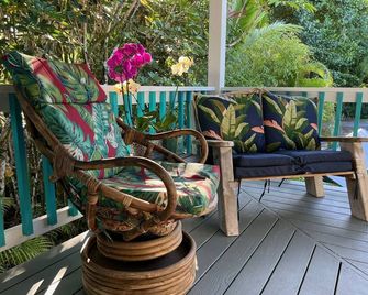 Aloha Suite: Watch Whales, Breakfast Included At Ala Kai Bed And Breakfast - הוואיאן פרדייס פארק - מרפסת