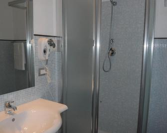 Hotel Diecimare - Salerno