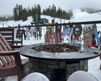 Twain Harte retreat w/ lake access, ski/Yosemite - Twain Harte - Balcony