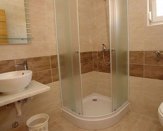 Pansion Jurko - Pag - Baño