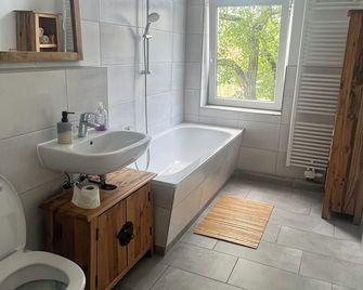 Ferienwohnung Stock - Leipzig - Bad