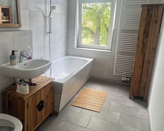 Ferienwohnung Stock - Leipzig - Badrum