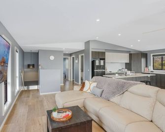 42 Songlark - Bermagui - Sala de estar