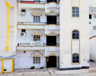 Hotel O Gala Vista - Salem - Building