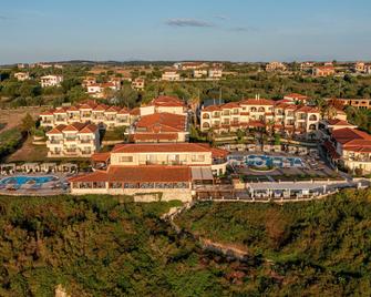 Blue Bay Hotel - Kallithea - Building