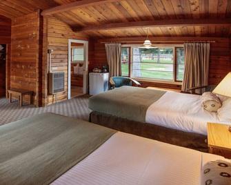 Jasper House Bungalows - Jasper - Bedroom