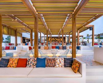 So/ Sotogrande - Sotogrande - Gebouw
