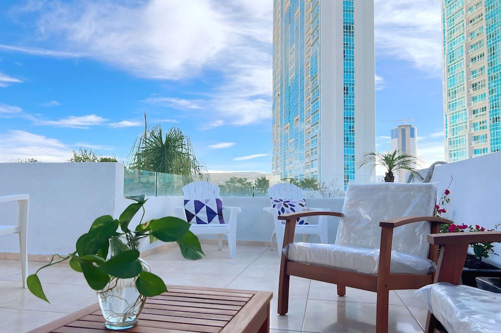5 Beautiful house, for long stays, AC, King bed, roof garden, Wi-Fi - Juriquilla - Balcón