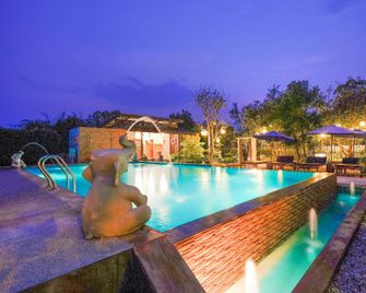 Vieng Tawan Sukhothai Hotel - Sukhothai - Pool